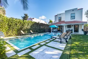 823 38th St, West Palm Beach, FL 33407 - Photo 1