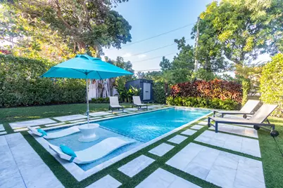 823 38th Street, West Palm Beach, FL 33407 - Photo 15