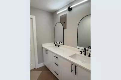 507 SW North River Point Drive, Stuart, FL 34994 - Photo 9