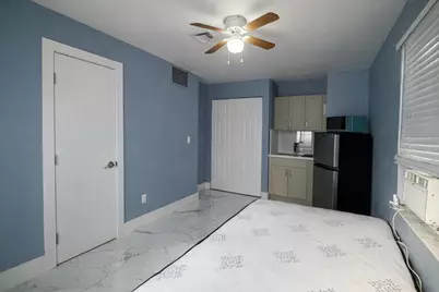 5823 Churchill Circle W, West Palm Beach, FL 33405 - Photo 17