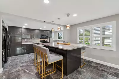 372 Golfview Road #201, North Palm Beach, FL 33408 - Photo 7