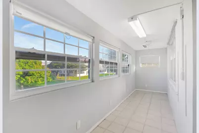 121 Bedford E, West Palm Beach, FL 33417 - Photo 17