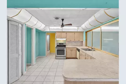 258 SW 8th Street, Dania Beach, FL 33004 - Photo 5