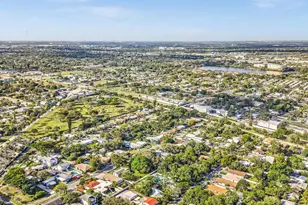 258 SW 8th St, Dania Beach, FL 33004 - Photo 47