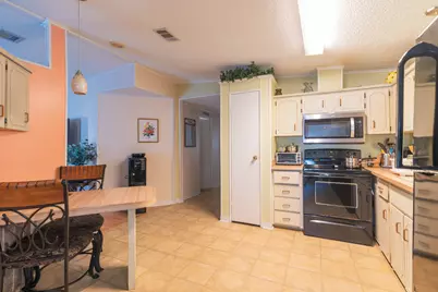 14 Jacaranda Lane, Port Saint Lucie, FL 34952 - Photo 13