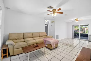 1120 Cameo Cir, West Palm Beach, FL 33417 - Photo 5