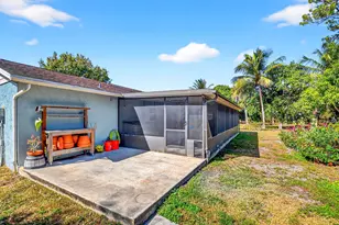 1120 Cameo Cir, West Palm Beach, FL 33417 - Photo 29