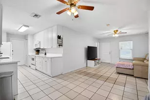 1120 Cameo Cir, West Palm Beach, FL 33417 - Photo 7