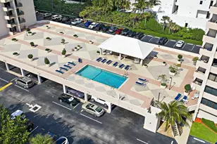 4200 N Ocean Dr, Singer Island, FL 33404 - Photo 29