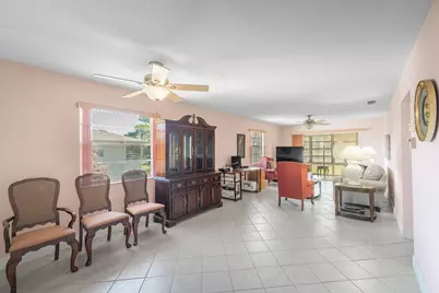 33 Lake Vista Trail #202, Port Saint Lucie, FL 34952 - Photo 5