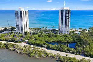 5070 N Ocean Dr, Singer Island, FL 33404 - Photo 29