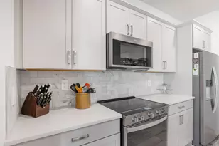 2033 NE Ocean Dunes Dr, Jensen Beach, FL 34957 - Photo 9