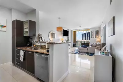 550 Okeechobee Boulevard #1112, West Palm Beach, FL 33401 - Photo 9