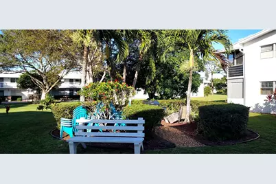 306 Markham N, Deerfield Beach, FL 33442 - Photo 1