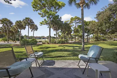 516 Club Drive, Palm Beach Gardens, FL 33418 - Photo 15