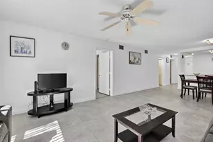 9110 Fairbanks Ln, Boca Raton, FL 33496 - Photo 11