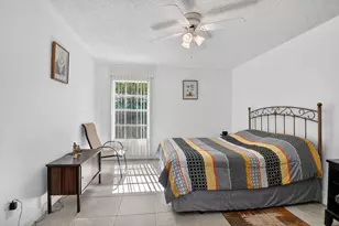 9110 Fairbanks Ln, Boca Raton, FL 33496 - Photo 13