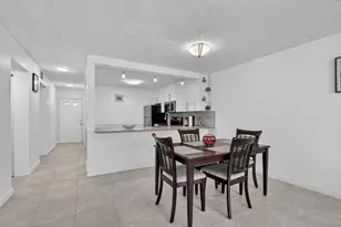 9110 Fairbanks Ln, Boca Raton, FL 33496 - Photo 9