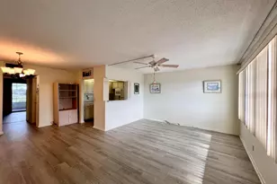434 Southampton B, West Palm Beach, FL 33417 - Photo 3