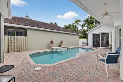 6032 Rossmoor Lakes Court, Boynton Beach, FL 33437 - Photo 5