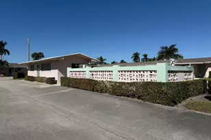 2688 Dudley Dr E, West Palm Beach, FL 33415 - Photo 17