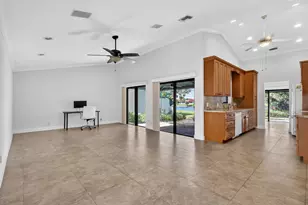 6656 Las Flores Dr, Boca Raton, FL 33433 - Photo 9