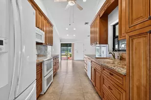 6656 Las Flores Dr, Boca Raton, FL 33433 - Photo 13