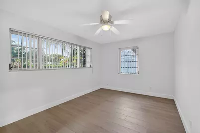 15 NE 17th Avenue, Pompano Beach, FL 33060 - Photo 15