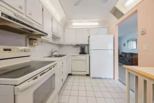 1828 SW 17th St, Boynton Beach, FL 33426 - Photo 7