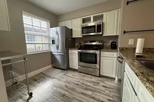 1035 Lake Shore Dr, Lake Park, FL 33403 - Photo 3