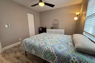 1035 Lake Shore Dr, Lake Park, FL 33403 - Photo 11