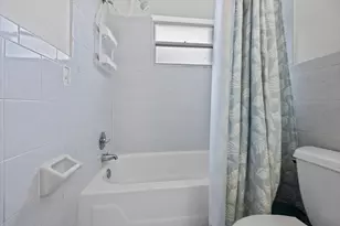 421 S Lakeside Dr, Lake Worth Beach, FL 33460 - Photo 13