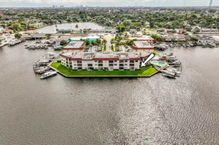 313 Lake Cir, North Palm Beach, FL 33408 - Photo 1