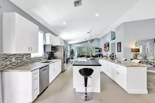 11067 Springbrook Cir, Boynton Beach, FL 33437 - Photo 7