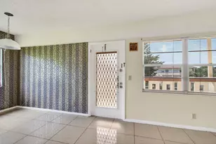 116 Mansfield C, Boca Raton, FL 33434 - Photo 3