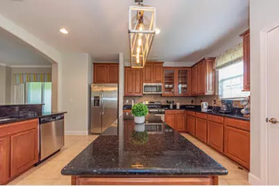 4250 Diamond Square, Vero Beach, FL 32967 - Photo 5