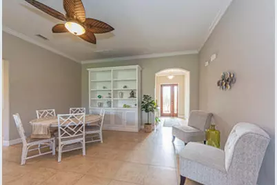 4250 Diamond Square, Vero Beach, FL 32967 - Photo 3