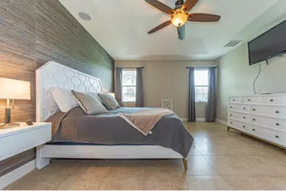 4250 Diamond Square, Vero Beach, FL 32967 - Photo 9