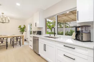 7521 Edgewater Cir, West Palm Beach, FL 33406 - Photo 13