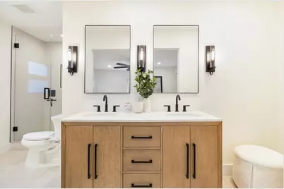 7521 Edgewater Circle, West Palm Beach, FL 33406 - Photo 19