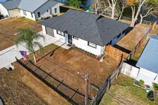 4543 SE Dryfus Ave, Stuart, FL 34997 - Photo 43