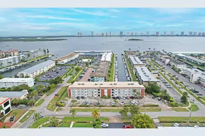 236 Castlewood Drive #305, North Palm Beach, FL 33408 - Photo 35