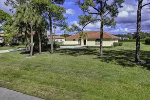 5649 Sea Biscuit Rd, Palm Beach Gardens, FL 33418 - Photo 3