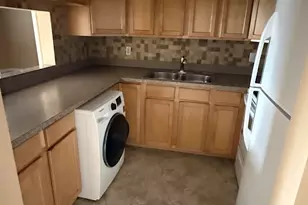 475 SE 8th St, Deerfield Beach, FL 33441 - Photo 7