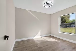 24 Crossings Cir, Boynton Beach, FL 33435 - Photo 13