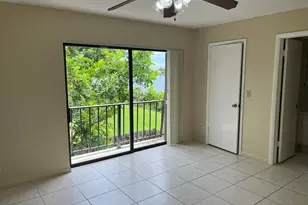 4803 Waterview Cir, Palm Springs, FL 33461 - Photo 11