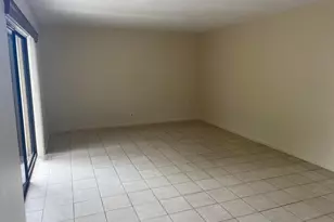 4803 Waterview Cir, Palm Springs, FL 33461 - Photo 3