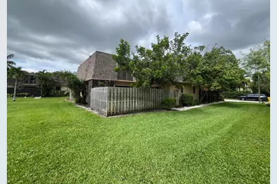 4803 Waterview Circle, Palm Springs, FL 33461 - Photo 1