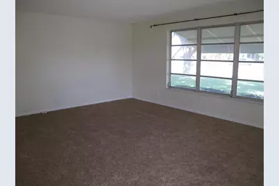 277 High Point Court W #D, Delray Beach, FL 33445 - Photo 5