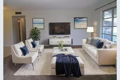 277 High Point Court W #D, Delray Beach, FL 33445 - Photo 9